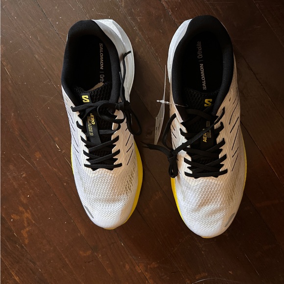 Salomon Aero Blaze 3